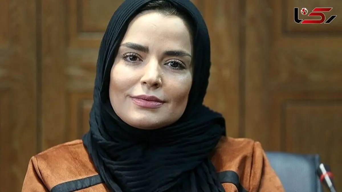 چهره ها/ «مرضیه» سریال آوای باران در کنار پدرش در ساحل بابلسر 