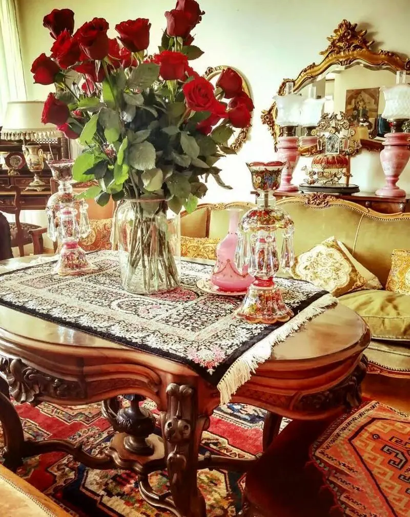 ساره بیات