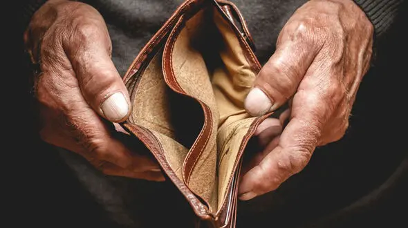 ایرانی ها در 10 سال اخیر چقدر فقیرتر شدند؟ + نمودار