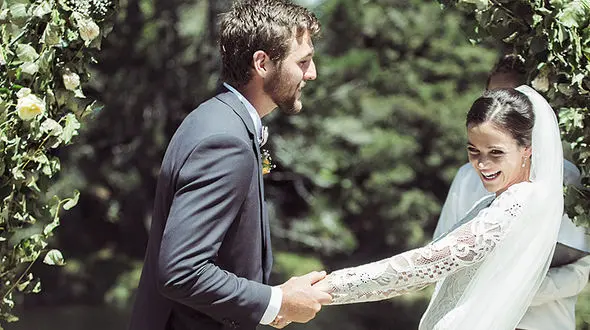 خوش شانسی عروس و داماد با نجات از مرگ در  جشن عروسی! + تصویر