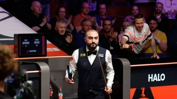 آغاز پرقدرت نابغه ایرانی اسنوکر قهرمانی جهان / وفایی به 16 نفر رسید