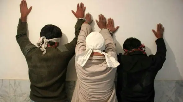 گردانندگان باند دزدان مسلح ایرانشهر در دام پلیس + عکس