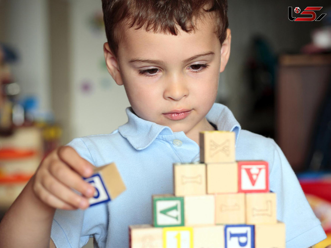 کمک به مشکلات کودکان اوتیسمی با سیستم آموزشی دوزبانه
