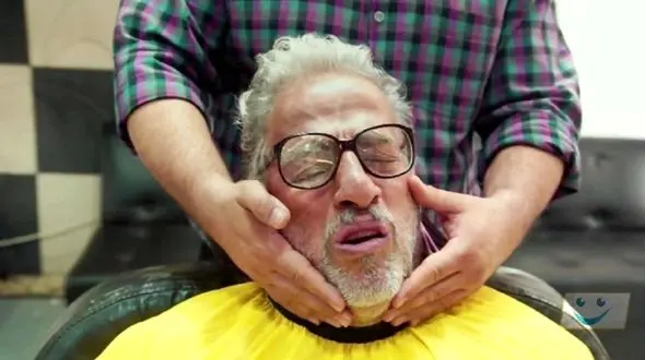 تیپ و چهره جدید علیرضا خمسه «پنجعلی» سریال پایتخت در 71 سالگی  + عکس 