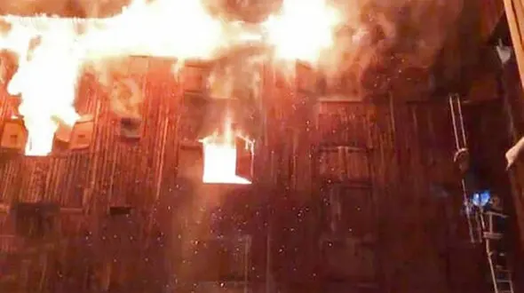 زنده زنده سوختن 20 کودک در آتش سوزی مدرسه / در نیجر رخ داد 
