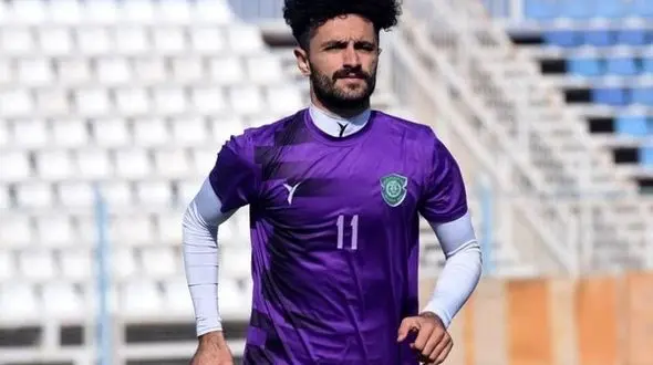 فیلم درگیری شدید پس از دربی تبریز / حرکات عجیب بابک مرادی در زمین فوتبال