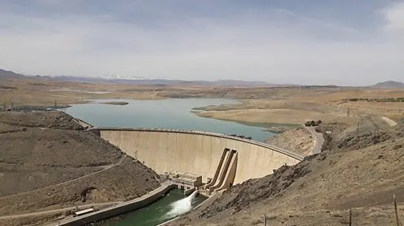 3 نوبت در تابستان، سهم کشاورزان غرب اصفهان از آب زاینده رود!/ رهاسازی 8 روز آب در این گرما کافی است؟