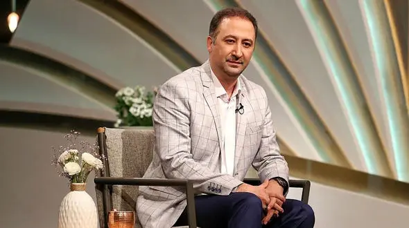 کنایه تند محمد دلاوری به مسئولین در برنامه تلویزیونی + فیلم