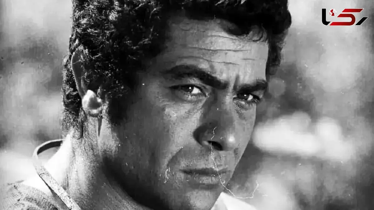 عکس / سفر به ایام قدیم / «بهروز وثوقی و عباس شباویز» در پشت صحنه فیلم قیصر؛ سال ۴۸ 