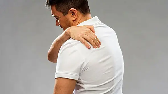 ورزش های مخصوص افتادگی شانه + عکس