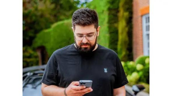 جوان پولدار ایرانی کیست؟