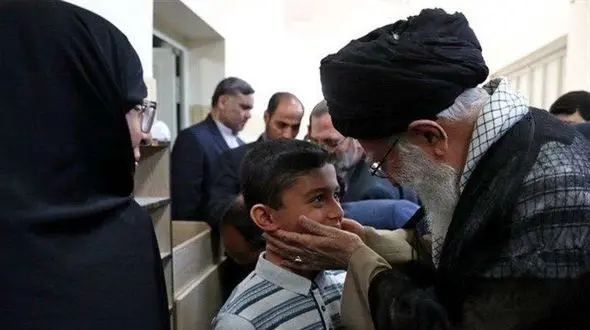 رهبر معظم انقلاب  در دیدار با خانواده های دانشمندان شهدای هسته ای چه گفتند