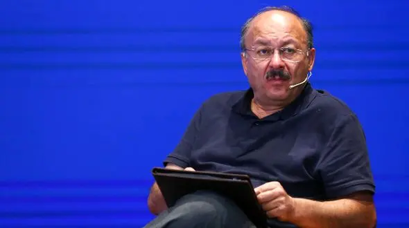 بیژن عبدالکریمی: به‌دنبال مقصر گشتن، مشکلات کشور را حل نمی‌کند