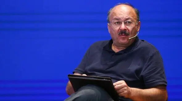 بیژن عبدالکریمی: به‌دنبال مقصر گشتن، مشکلات کشور را حل نمی‌کند