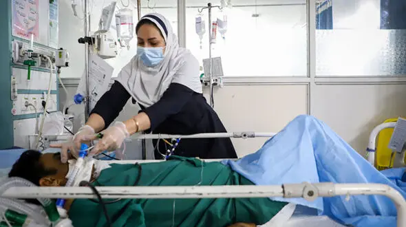 قانونی که هست؛ اما اجرا نمی‌شود / سختی کار پرستاران نادیده گرفته می شود؛ قانون مشاغل سخت و زیان آور روی کاغذ مانده است + صوت