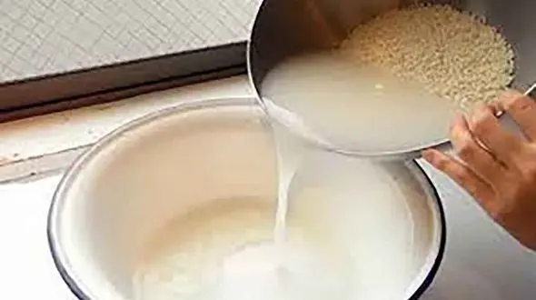 آب برنج دوست پوست و موی شماست 