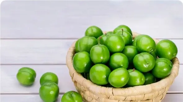 بهترین روش طعم دار کردن گوجه سبز / فیلم