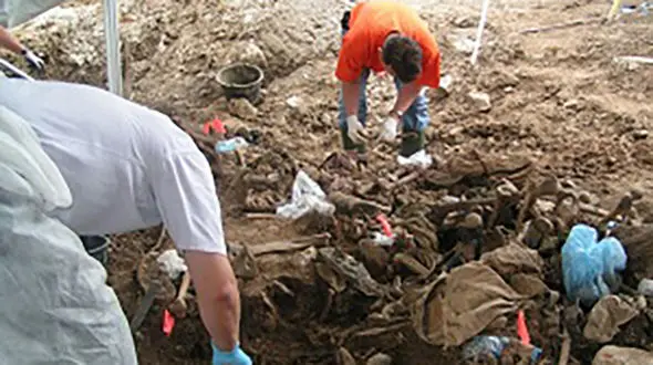 کشف گور دسته جمعی وحشتناک در بوروندی