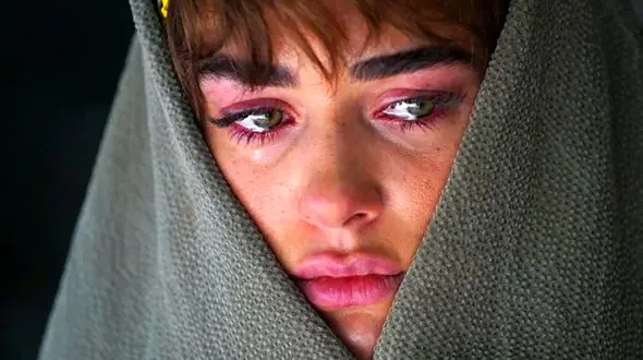 فیلم گریه های عاشق ترین مرد جهان در تلویزیون / اشک خانم مجری هم درآمد !