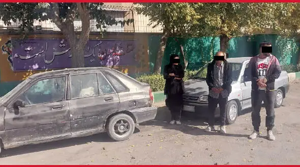 انهدام باند حرفه‌ای سرقت پراید در مشهد