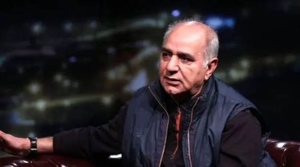 پرویز پرستویی در گذر زمان/ سبیل مَشتیب  موی پریشان امضای همیشگی آقای بازیگر در چهره اش