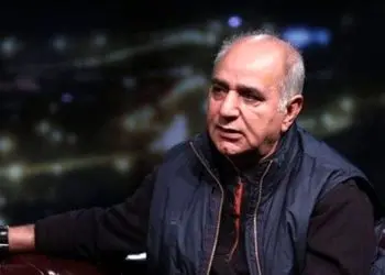 پرویز پرستویی در گذر زمان/ سبیل مَشتیب  موی پریشان امضای همیشگی آقای بازیگر در چهره اش