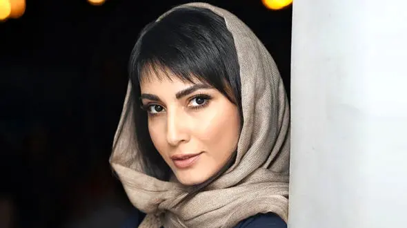 سمیرا حسن‌پور با کت کوتاهش در خیابان‌های خارج از کشور + عکس ها