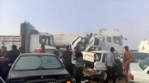 اظهار نظر جدید پلیس درباره باز نشدن ایربگ خودروهای داخلی در تصادف زنجیره ای بهبهان