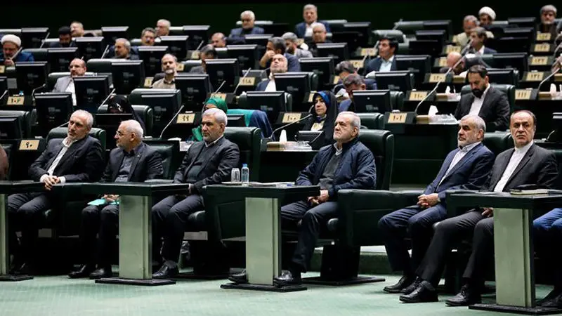 حضور مسعود پزشکیان، رئیس جمهوری در مجلس 