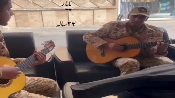 آواز احساسی؛ سرباز دلشکسته برا عشقش منو ول نکنی تو تنهایی خوند جیگرت خون میشه