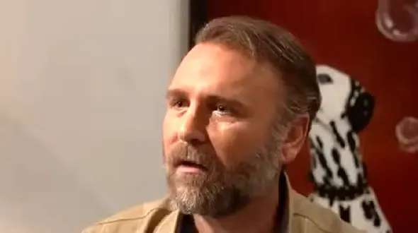 بیوگرافی کیهان ملکی بازیگر "ستایش 3"+ عکس دختر جذابش