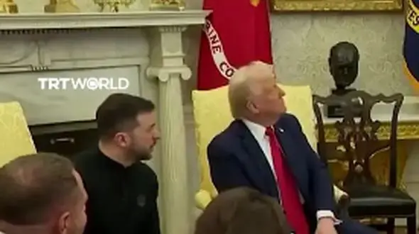 کنایه زلنسکی به سوال جنجالی یک خبرنگار: چرا کت‌وشلوار نپوشیدی؟ + فیلم