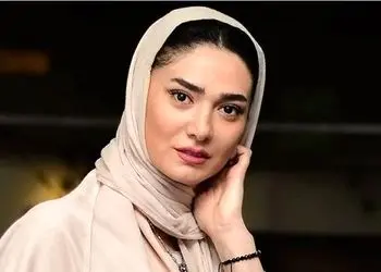 (عکس) ترکیب درست استایل کژوال مینا وحید بازیگر سریال 8 پا با اکسسوری سینماییش / هارمونی کامل شال و مانتو و کیف با هم