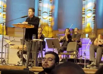 فیلم آواز همایونی / همایون شجریان اشک مهتاب خوند چشم همه تو ونکوور خیس شد + موزیک ویدیو