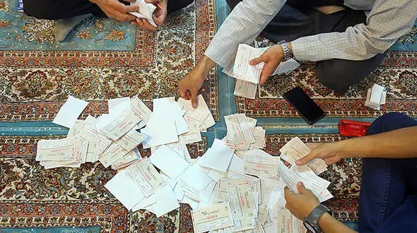 شهرداری ها و شوراهای شهر در جذب اعتمادعمومی ورشکسته شده اند/ نباید انتظار مشارکت بالا از انتخابات آتی شوراها داشته باشیم 