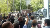 فیلم/ نگاهی به حضور بازیگران و هنرمندان در مراسم تشییع اکبر عبدی / از محسن افشانی و آزیتا حاجیان تا احمد ایراندوست