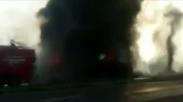 100 کشته در آتش سوزی تانکر سوخت + فیلم