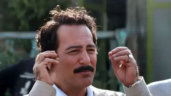 نگاه روز | استایل لاکچری خلیل سریال «نون خ» در سن ۵۲ سالگی