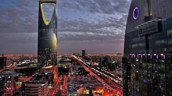 یک واقعیت غم‌انگیز، اقتصاد ایران 15سال طول می‌کشد به اقتصاد امروز عربستان برسد