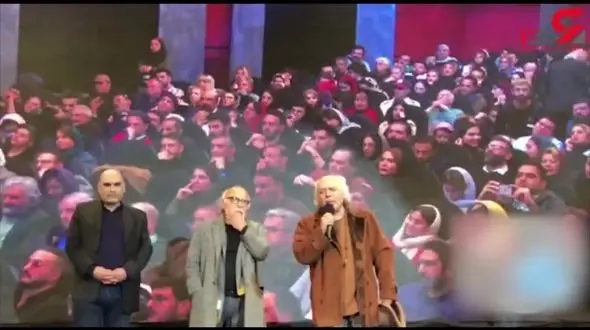 کنایه های سیروس الوند به فیلم مجید مجیدی در مراسم تقدیر از اصغر رفیعی جم در جشن منتقدان+فیلم