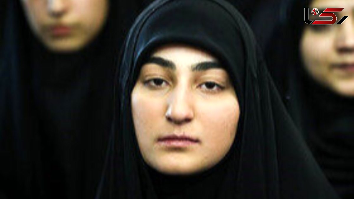 عکسی از زینب و نرجس سلیمانی در دیدار با رهبر انقلاب