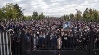 شجریان از رنجی هایی خواند که مردم را می کشند / جای خالی فرماندهی ستاد کرونا در کنار مردم عزادار 