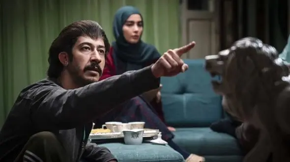 دو سوتی باورنکردنی که از سریال پایتخت شکار شد