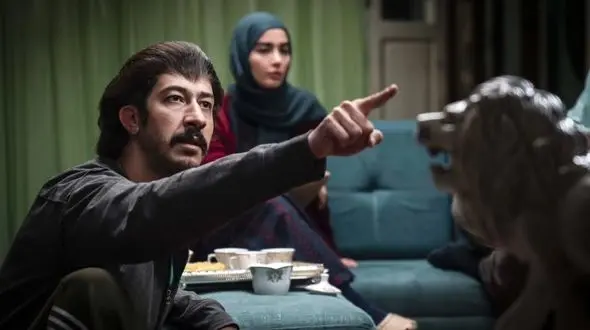 دو سوتی باورنکردنی که از سریال پایتخت شکار شد