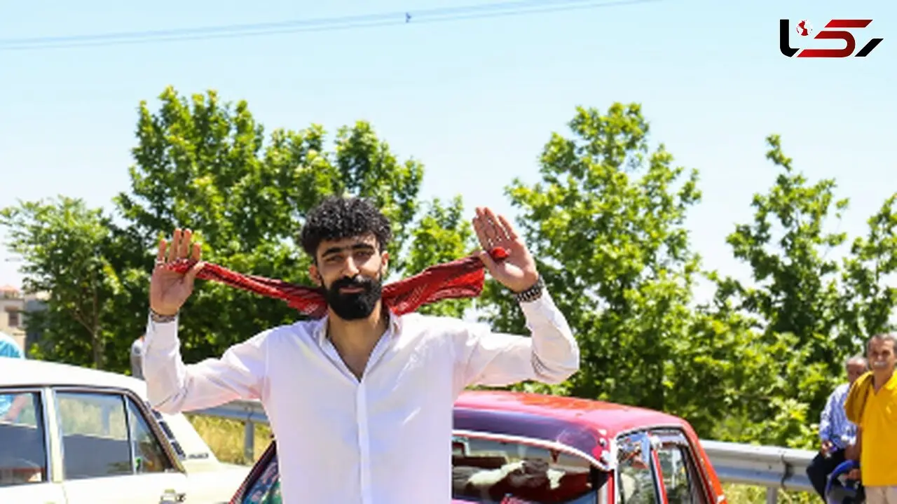 ویدئو/ خلاقیت تحسین برانگیز مرد ایرانی در تعمیر چراغ شکسته پیکان نشون داد که همیشه ایرانیا حرفی واسه گفتن دارند/بفرما تکنولوژی وطنی