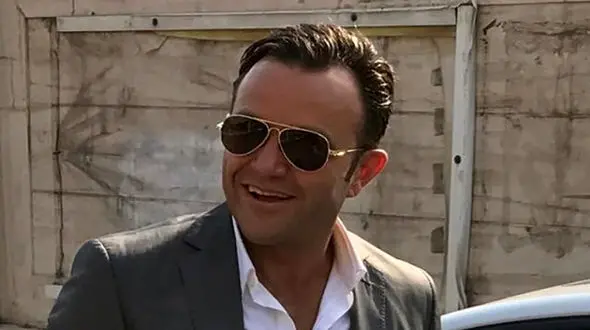 ناگفته‌ های ناصر عباسی فوتبالیست استقلال تهران  از 14 سال زندگی سیاه ! + عکس 