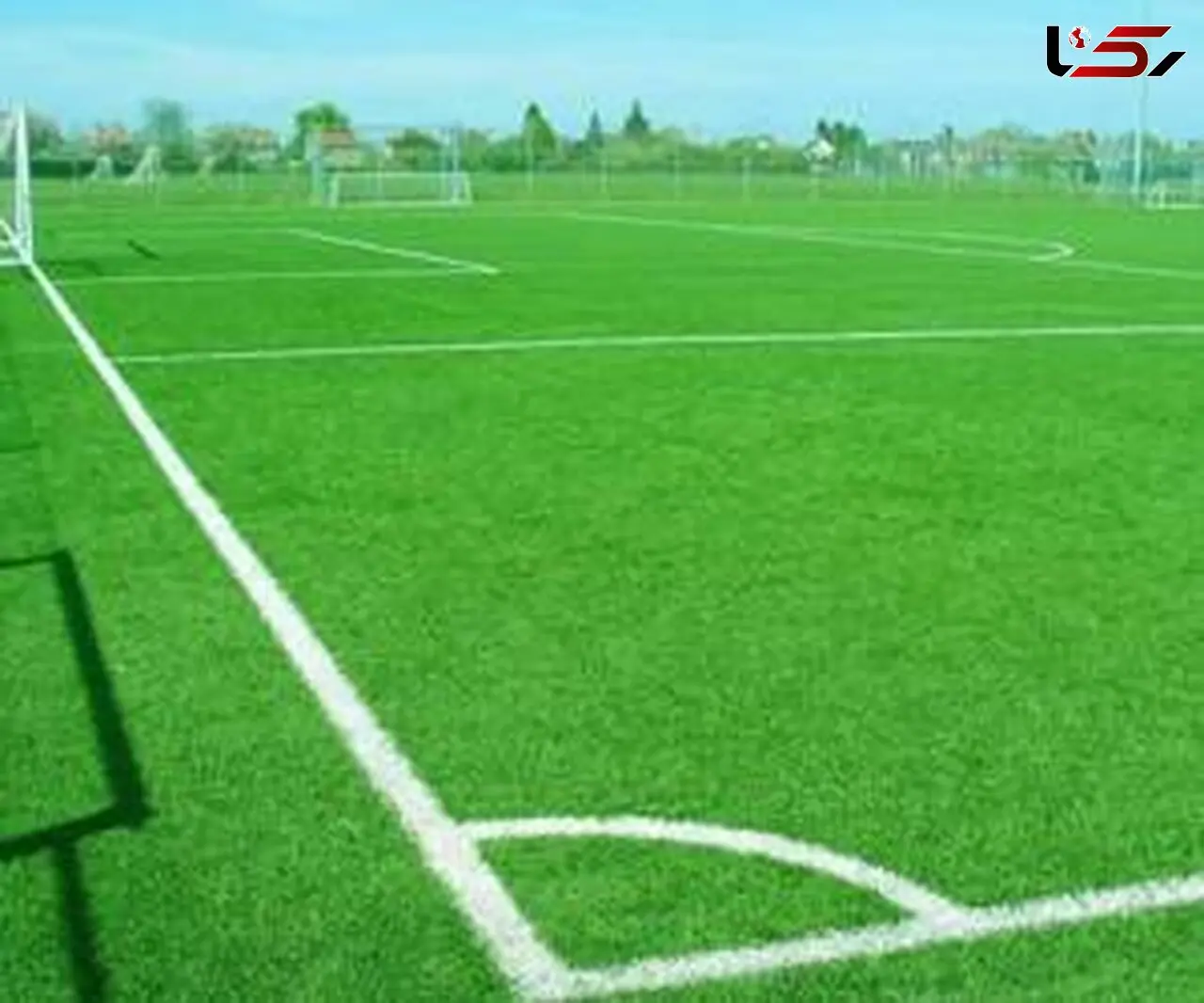 ساخت ۳ زمین چمنِ مصنوعیِ مینی فوتبال در شهرستان نیر