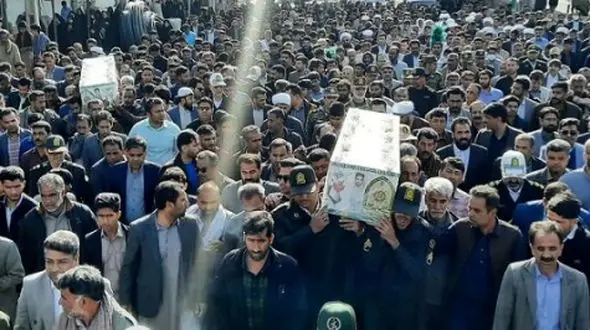 فیلم مراسم تشییع شهدای حمله تروریستی در شهرستان ریگان