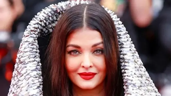 عکس / جشن تولد ساده و بدون تجملات دختر آیشواریا، ملکه زیبایی هند/ ثروتمندترین دختر هند اینقدر ساده و بی آلایش