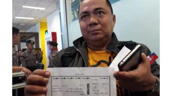 این مرد شانس آورد دیر به هواپیمای مرگ رسید! + عکس 